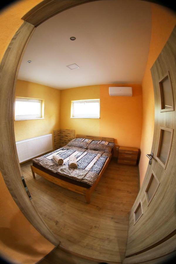 Apartmany Dimitra Štúrovo Buitenkant foto
