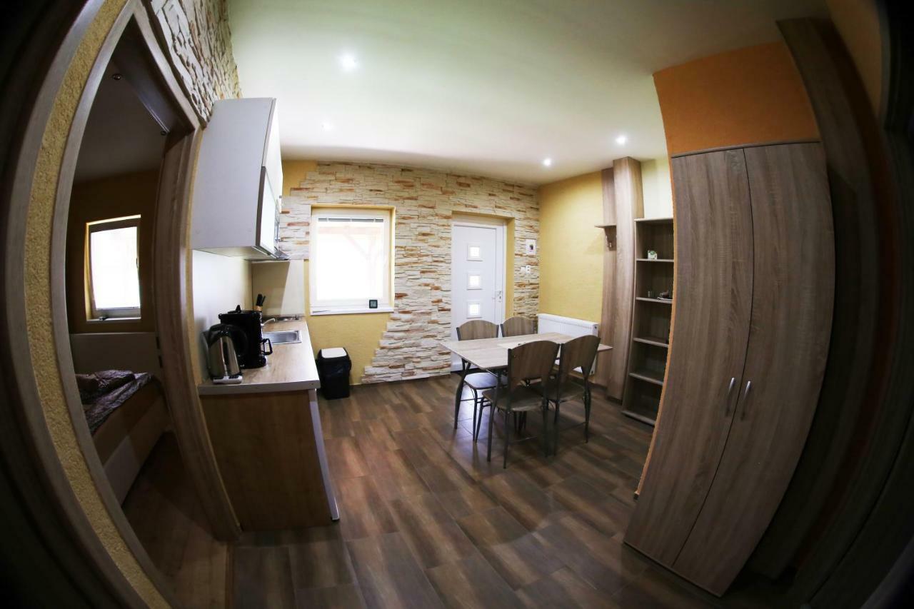 Apartmany Dimitra Štúrovo Buitenkant foto