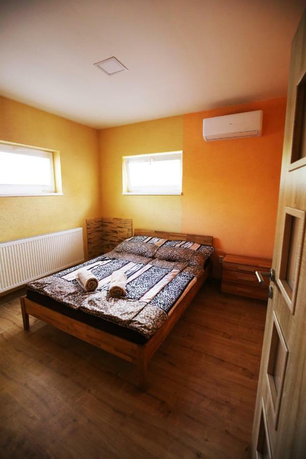 Apartmany Dimitra Štúrovo Buitenkant foto