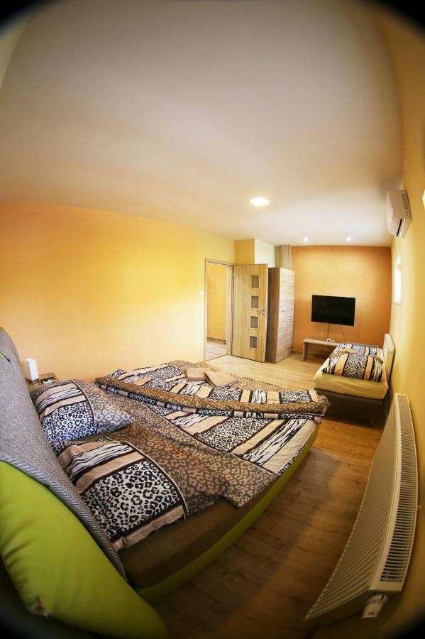 Apartmany Dimitra Štúrovo Buitenkant foto